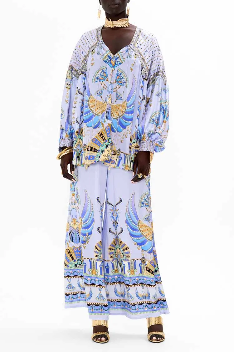 Blouson Blouse w Neck Tie in Under Scarab Skies