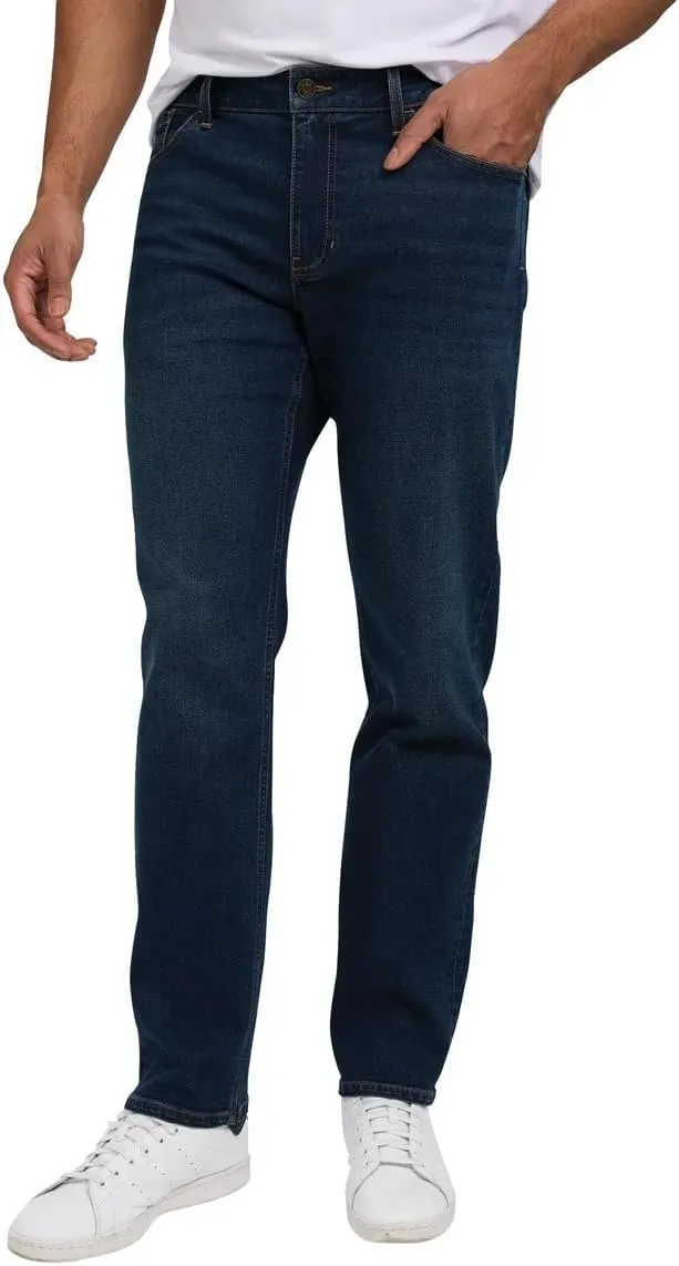 IZOD Mens Straight Fit Classic 5-Pocket Style Jean